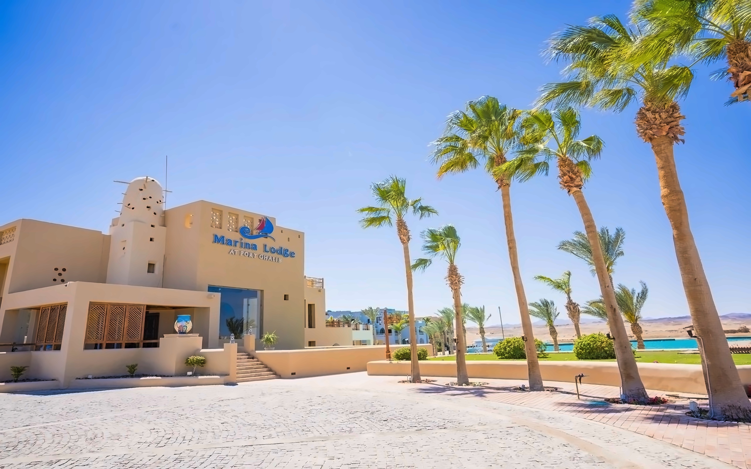Marina Lodge 4