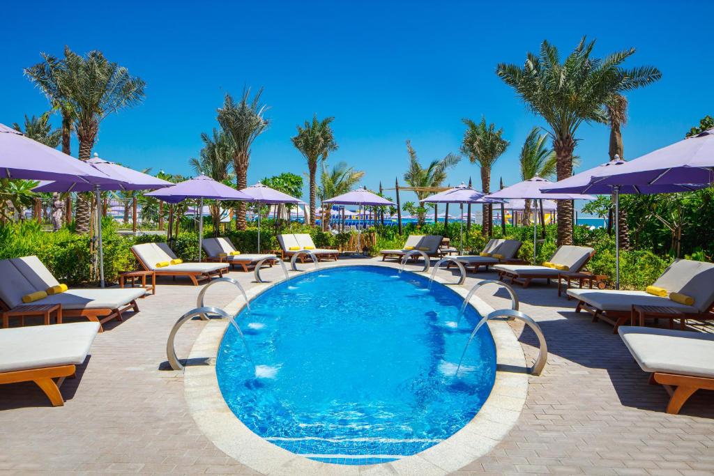 Centara Mirage Beach Resort Dubai 4