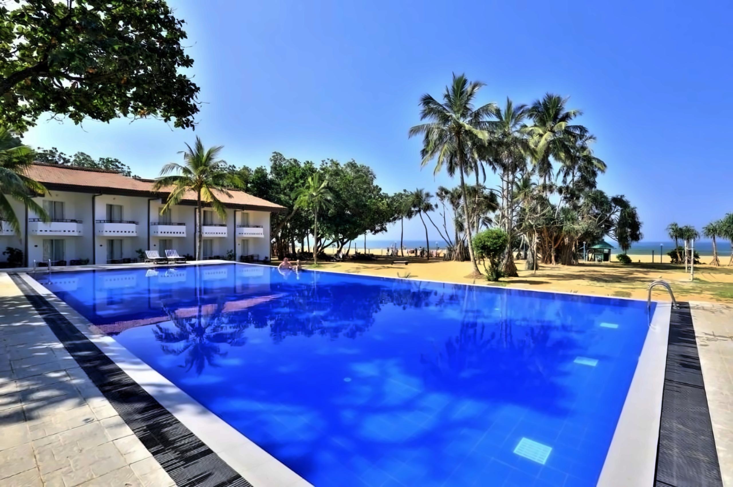 Hibiscus Beach  3