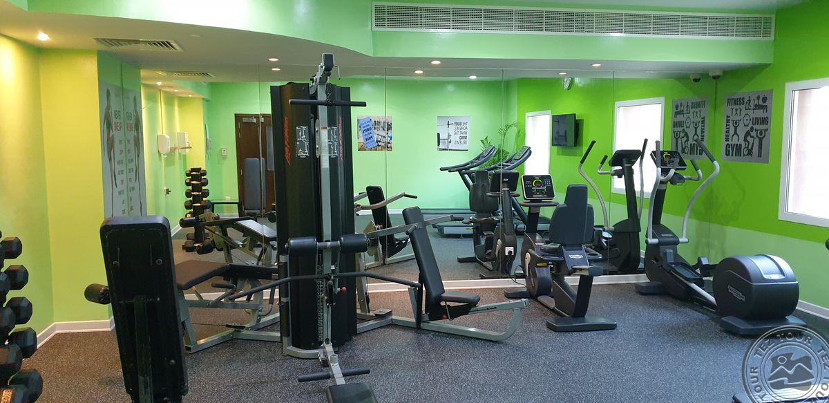 Holiday Inn Express Internet City 5