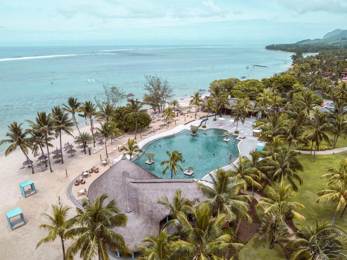 Outrigger Mauritius Beach Resort 2