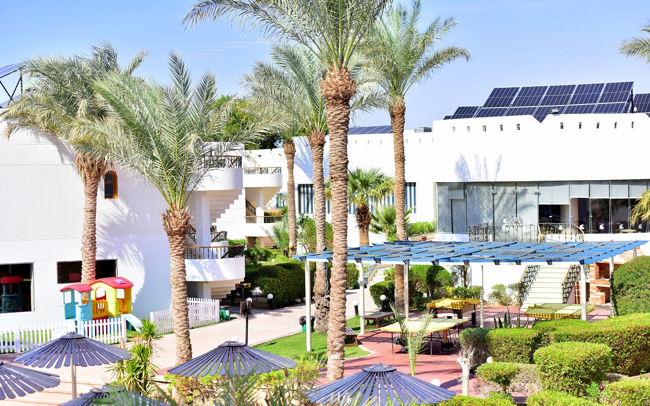 Dive Inn Resort 3