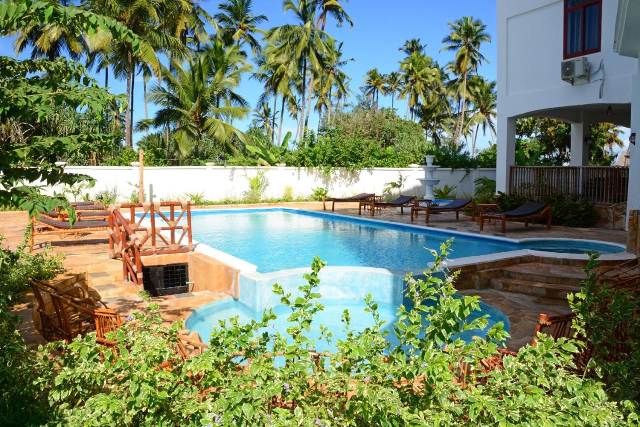 Zanoceanique Hotel 2