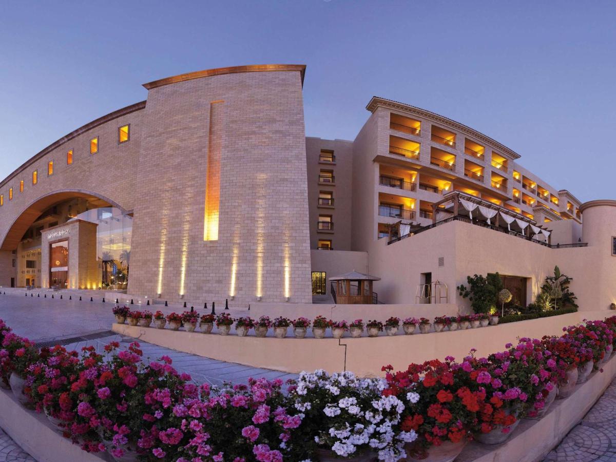 Movenpick Resort & Marine Spa 6