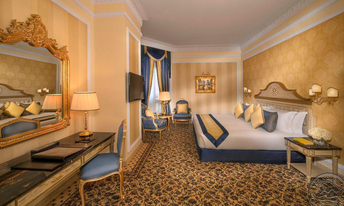 Royal Rose Abu Dhabi, A Curio Collection By Hilton 2