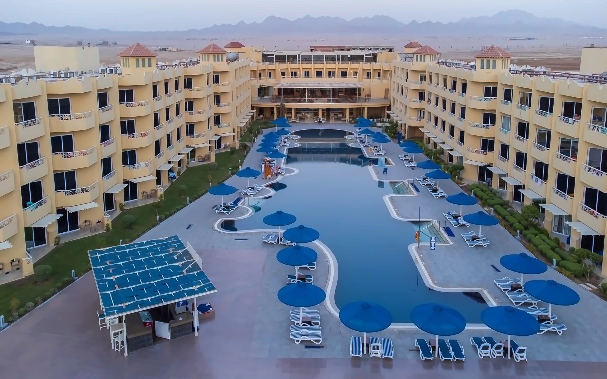 Amwaj Beach Club Abu Soma 3