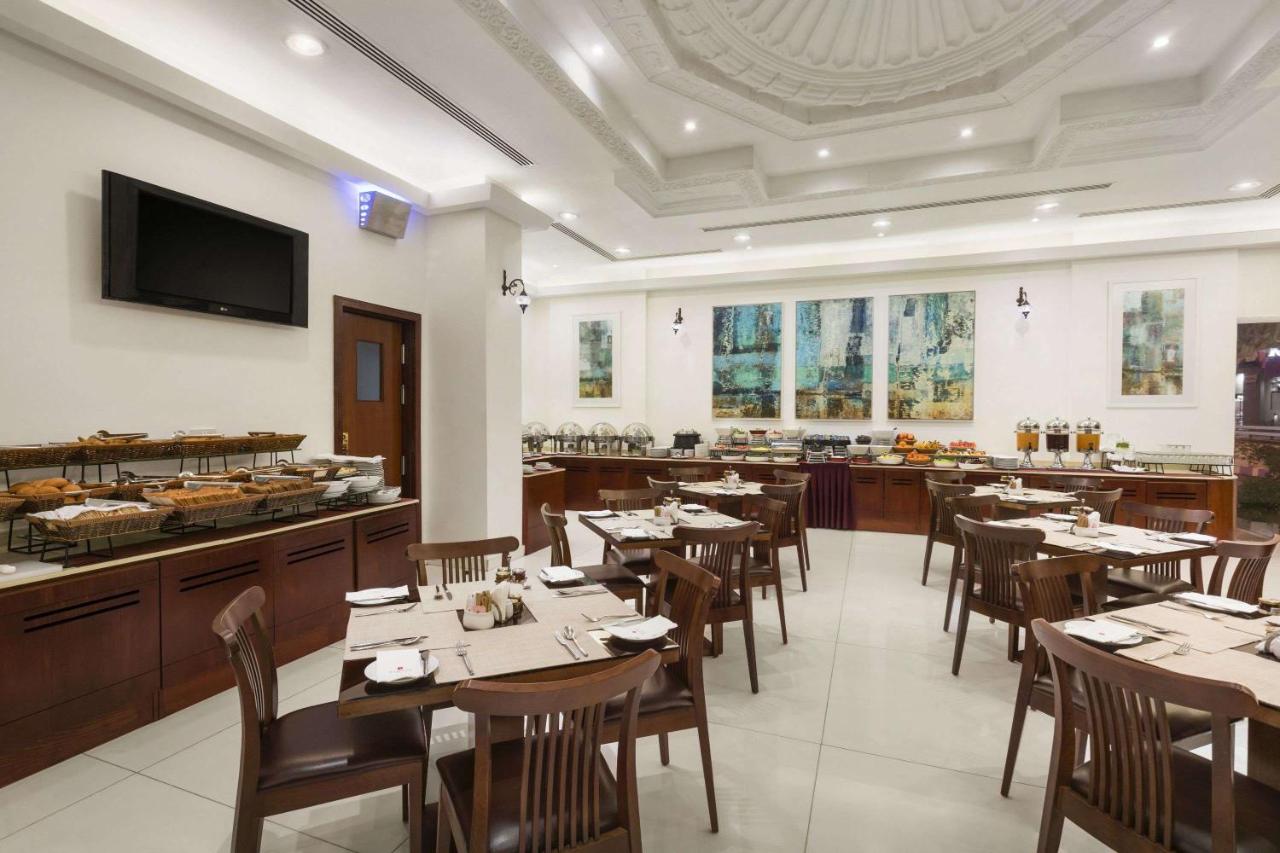 Ramada By Wyndham Beach Hotel Ajman 5
