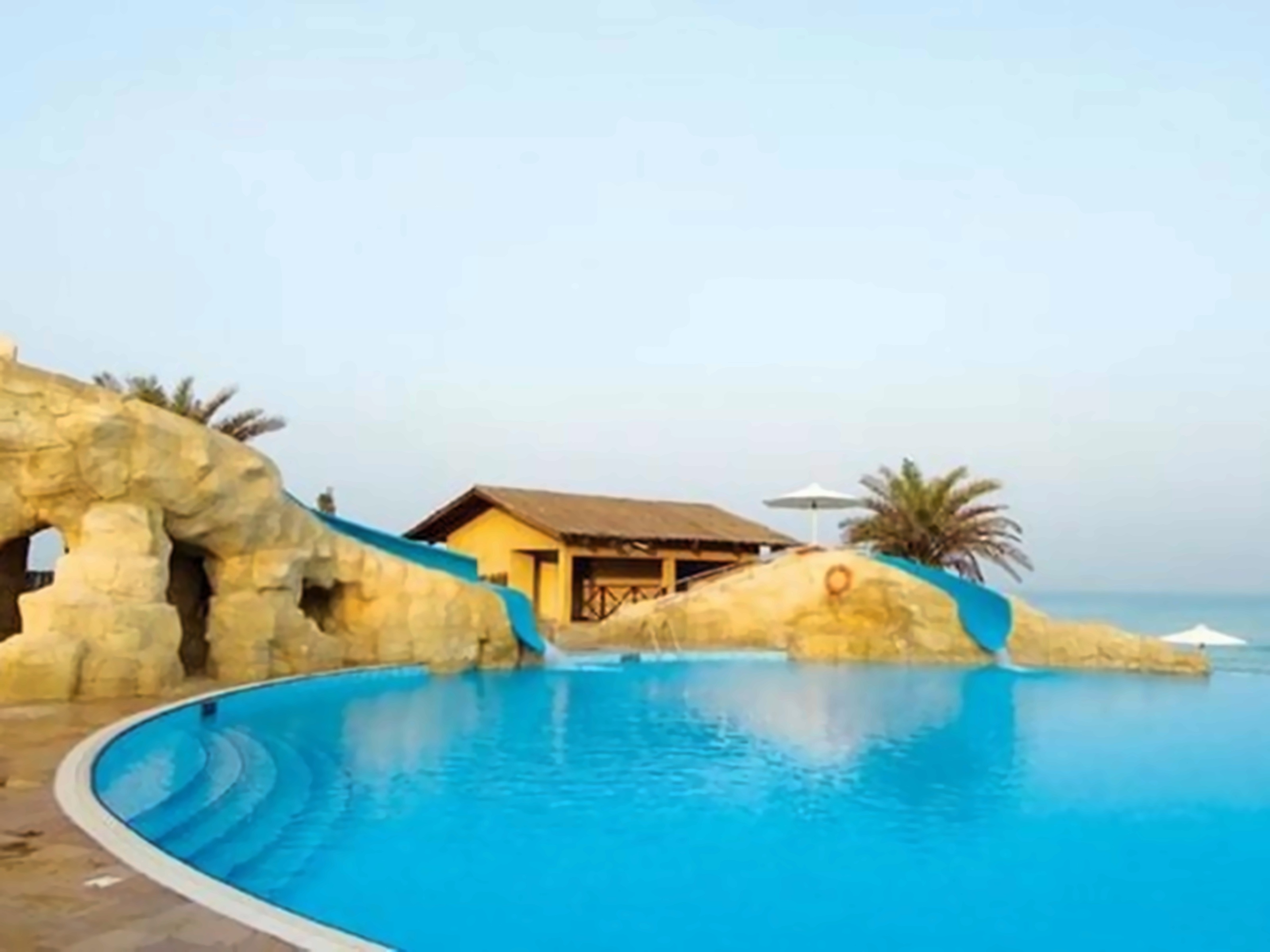 Coral Beach Resort Sharjah 5