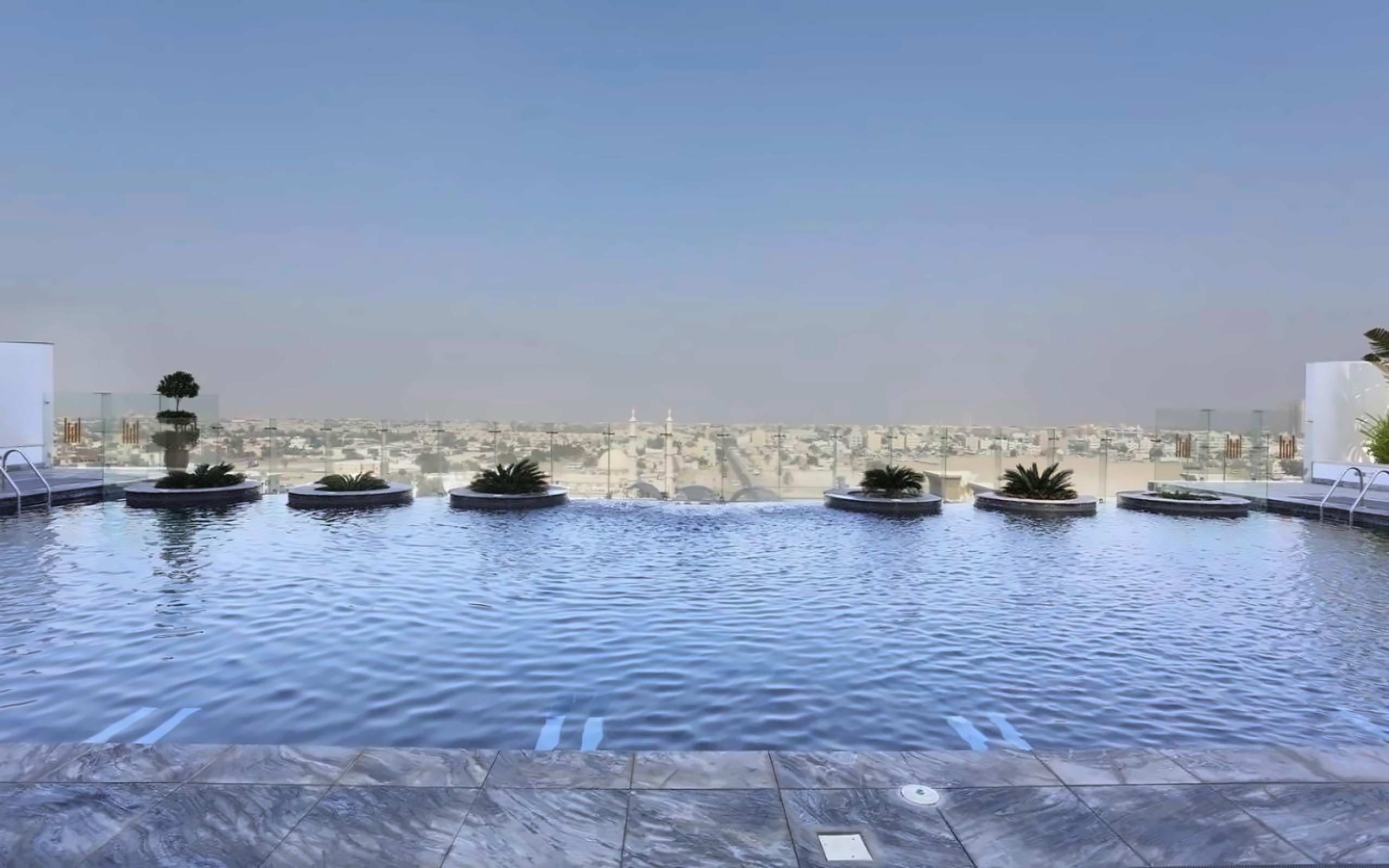 The Tower Plaza, Hotel Dubai 3