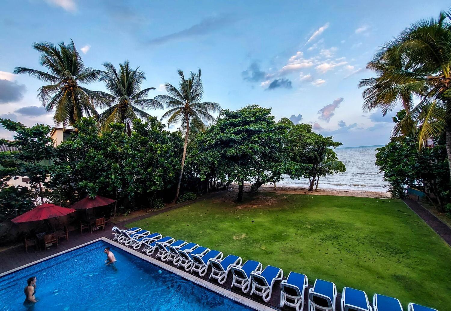 Golden Pearl Tangalle Beach 4