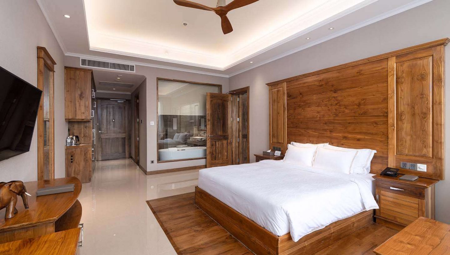 Araliya Beach Resort & Spa 2