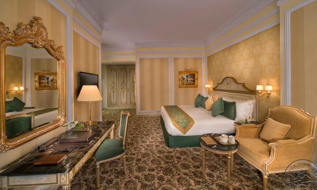 Royal Rose Abu Dhabi, A Curio Collection By Hilton 4