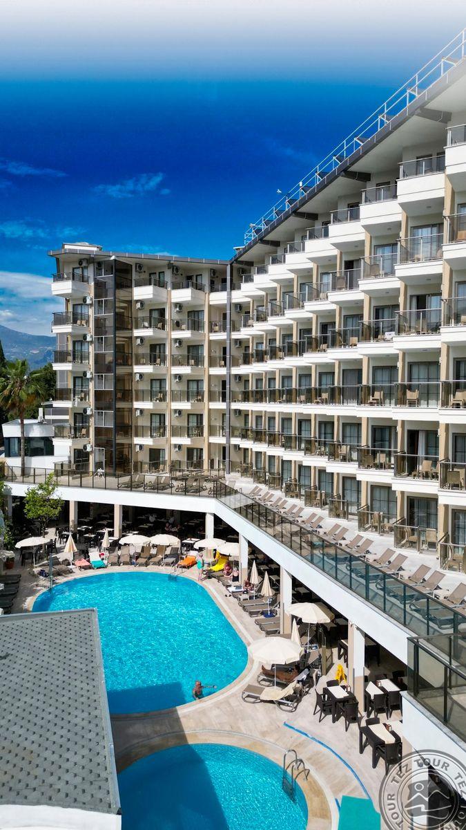 Monte Carlo Hotel 2