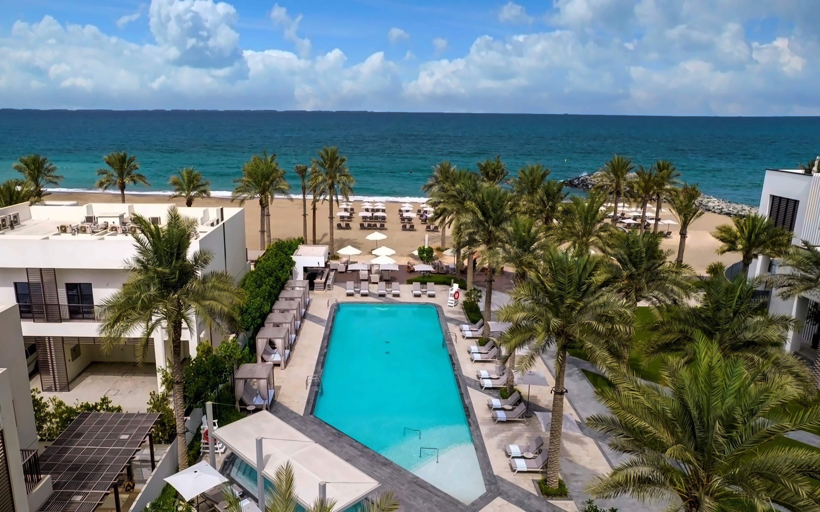 Palace Beach Resort Fujairah 5