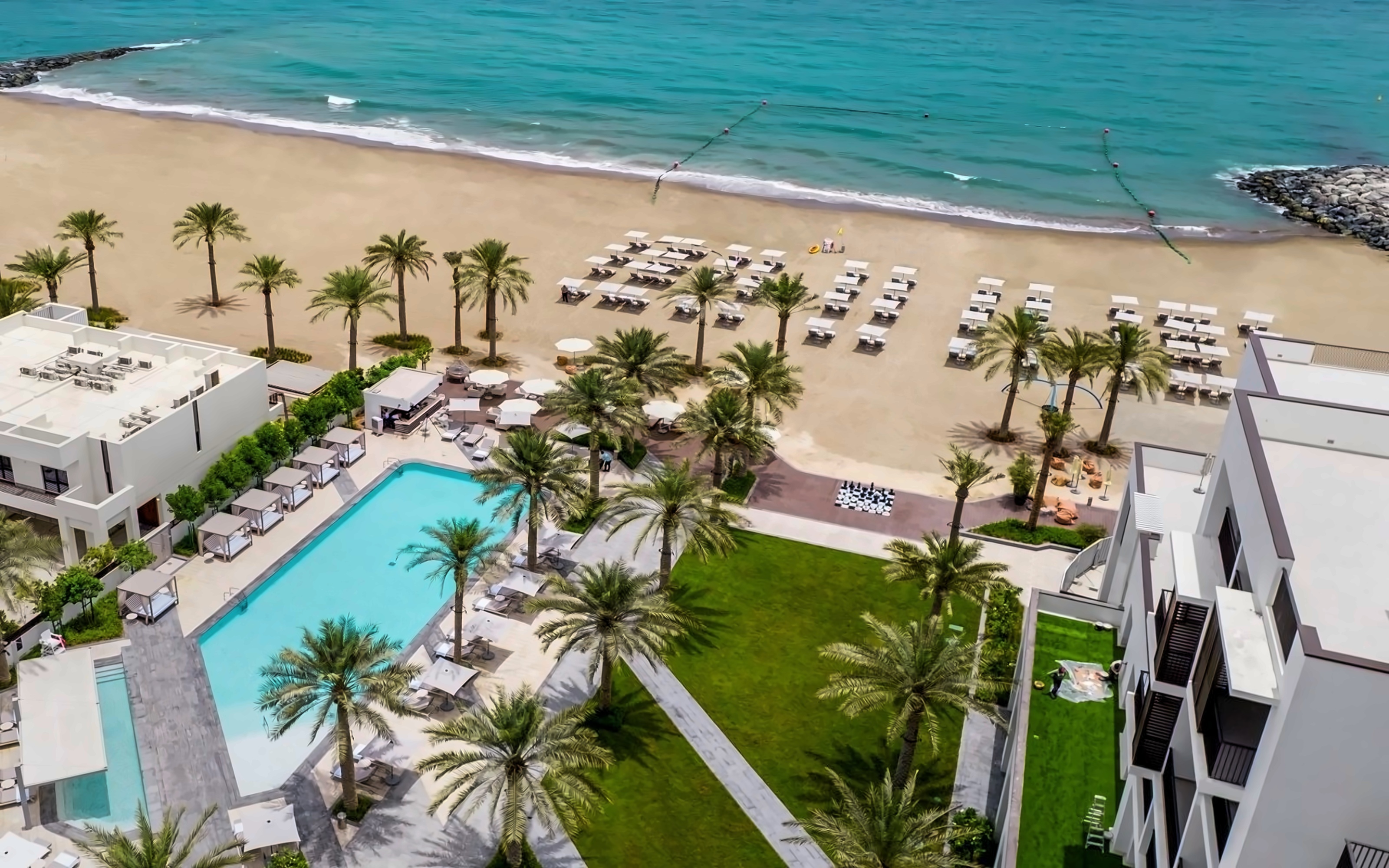 Palace Beach Resort Fujairah 4