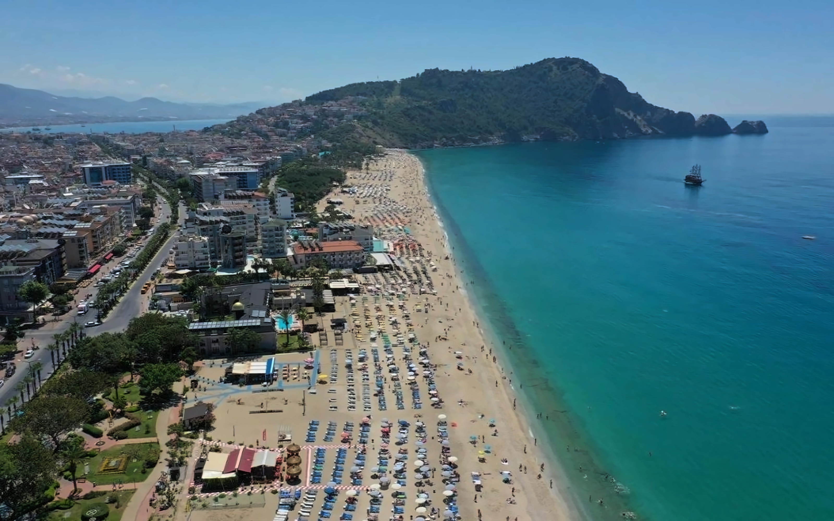 Cleopatra Golden Beach 2