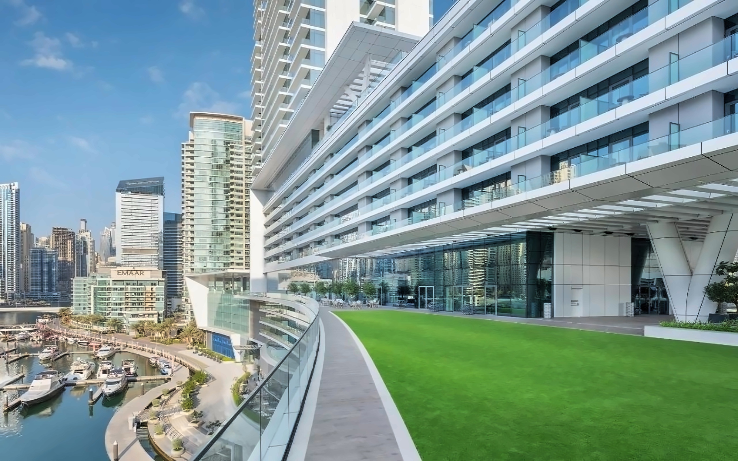 Vida Dubai Marina & Yacht Club 3