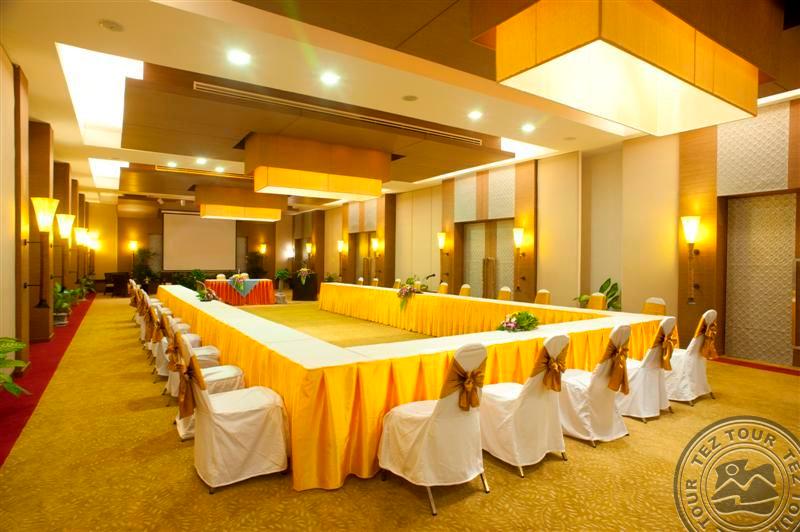Peach Blossom Resort 5