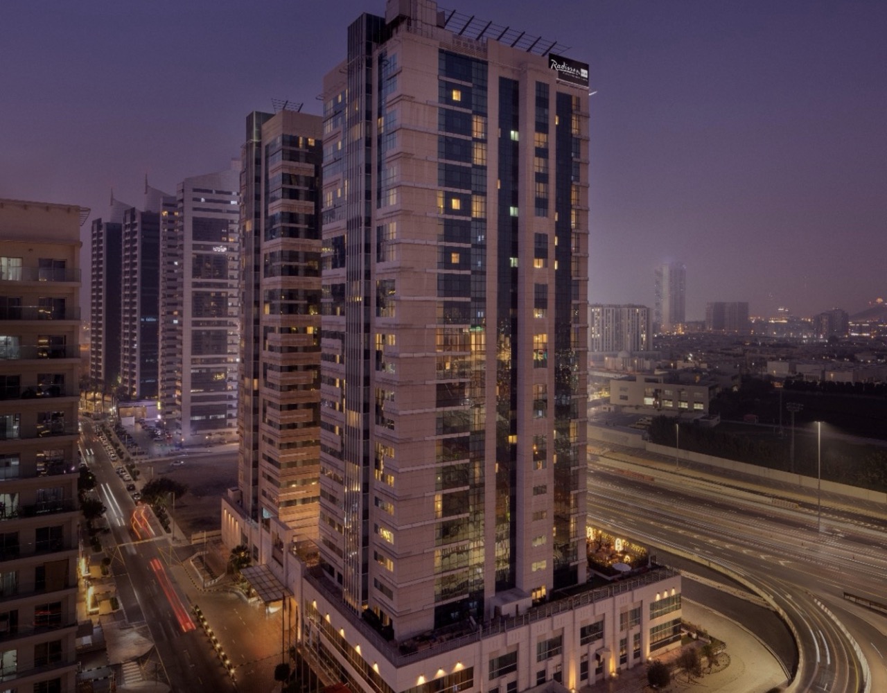 Radisson Blu Hotel Barsha Heights (Ex. Media Rotana) 2