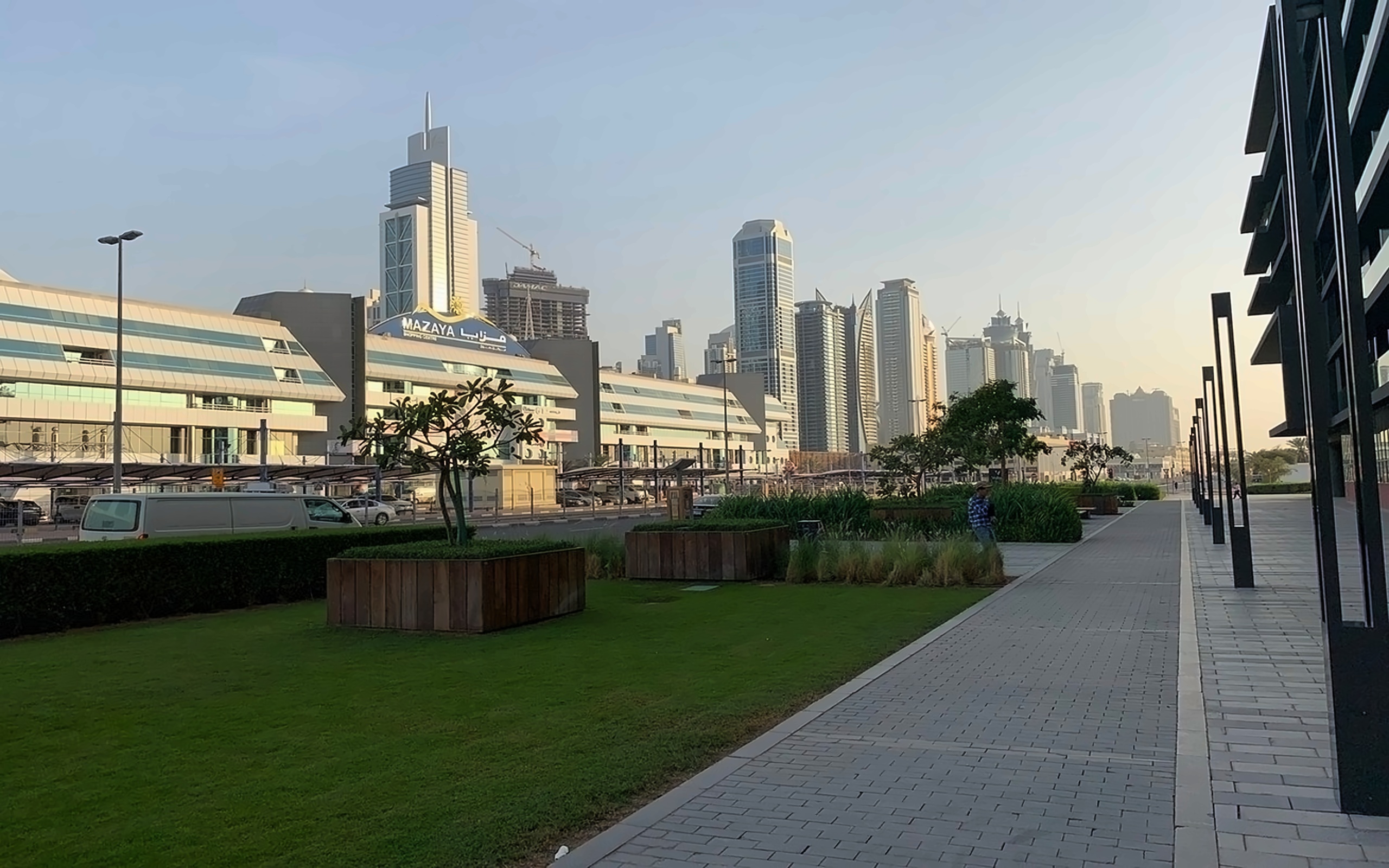 Leva Hotel and Suites, Mazaya Centre 2