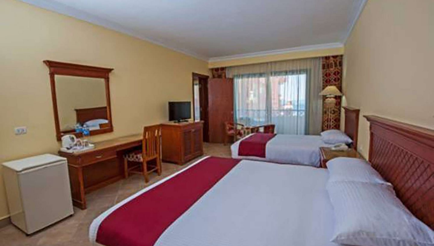 Sun & Sea Hotel 2