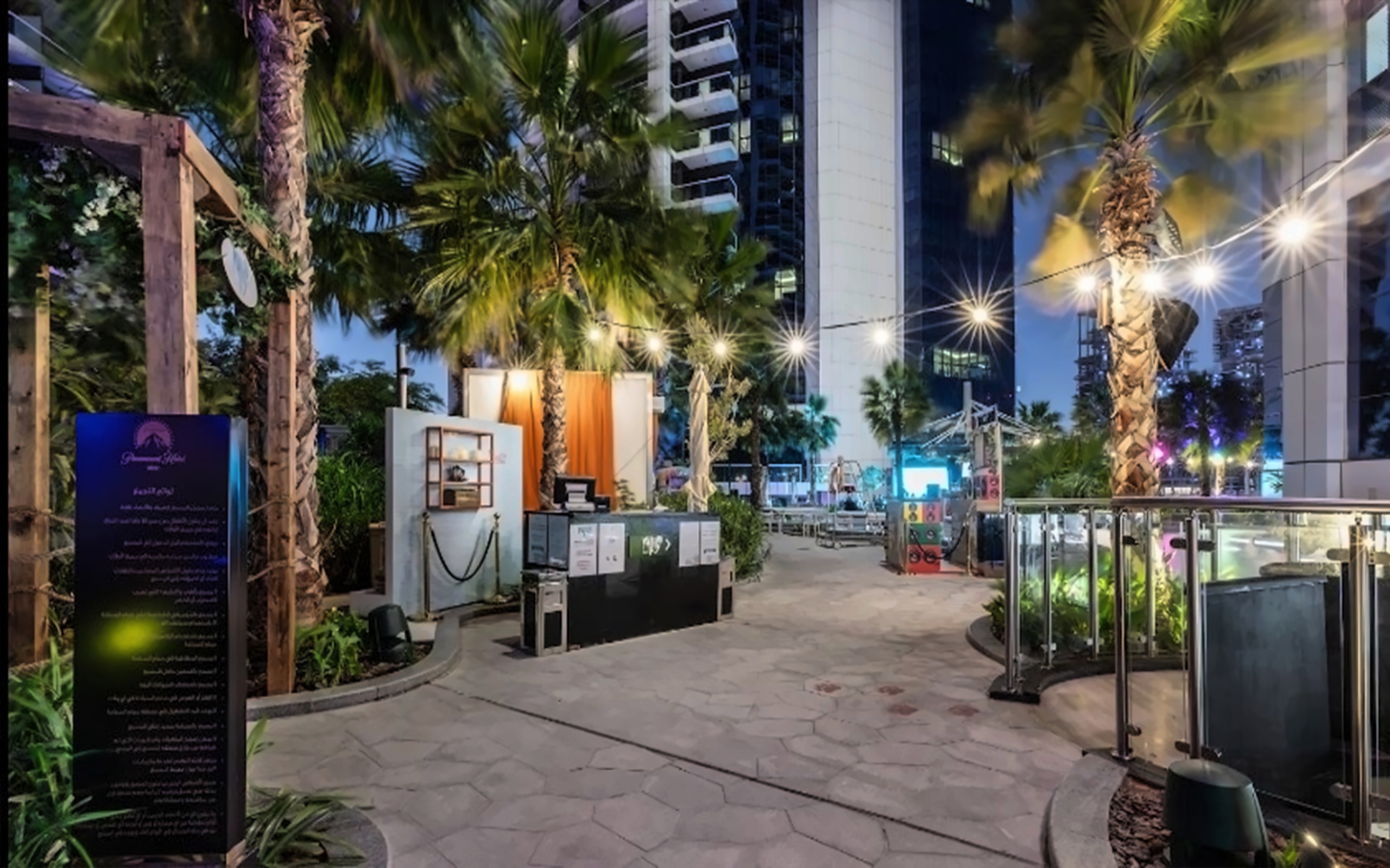 Paramount Hotel Dubai 6
