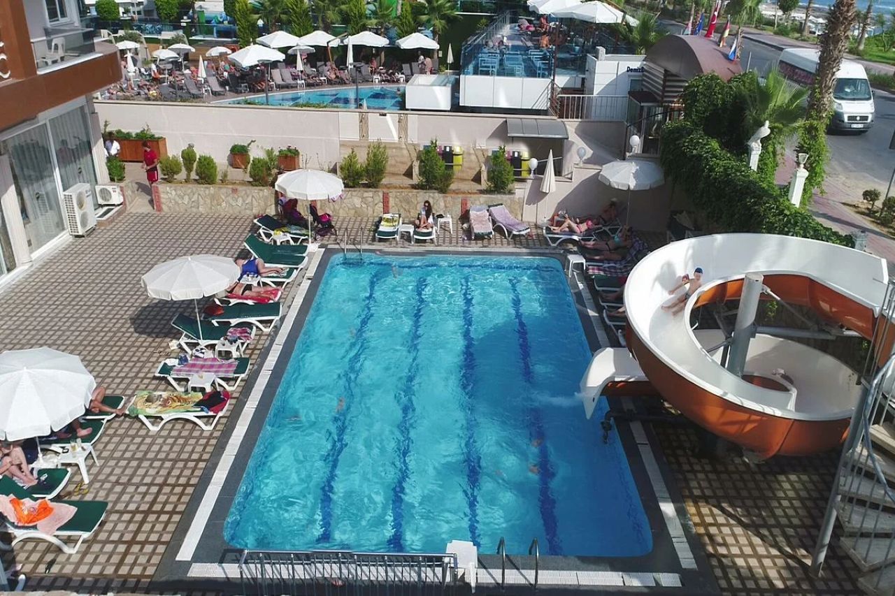 Club Bayar Beach Hotel 5