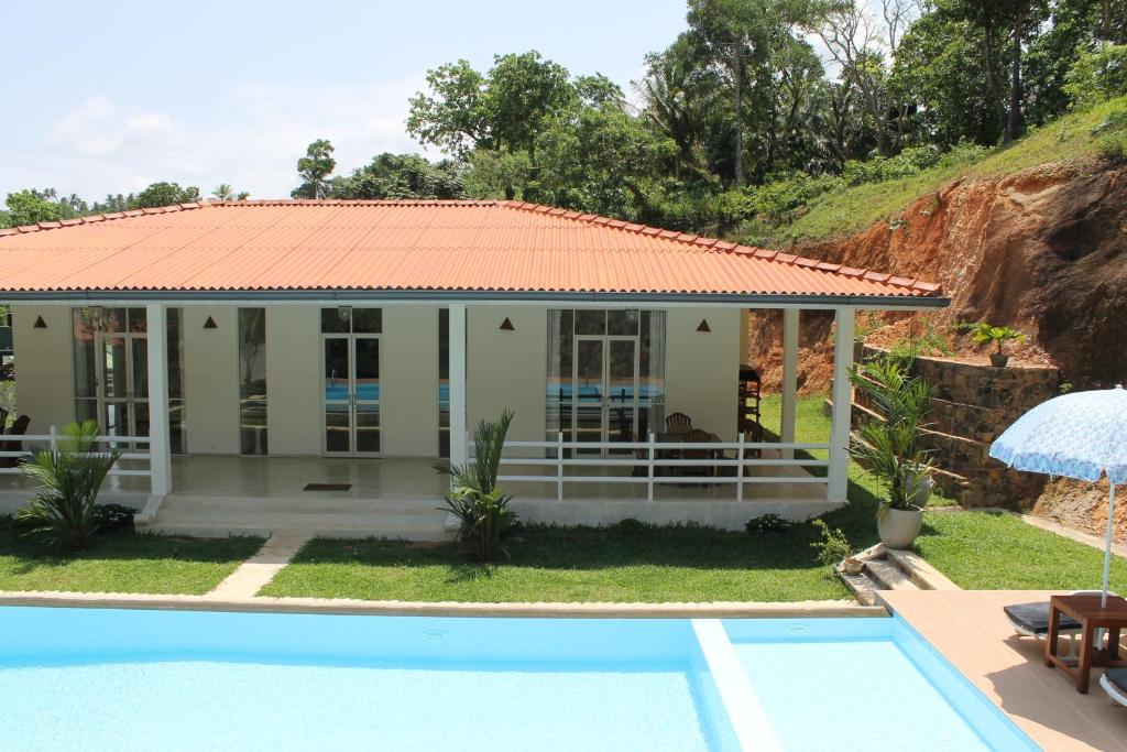 Beach Grove Villas 2