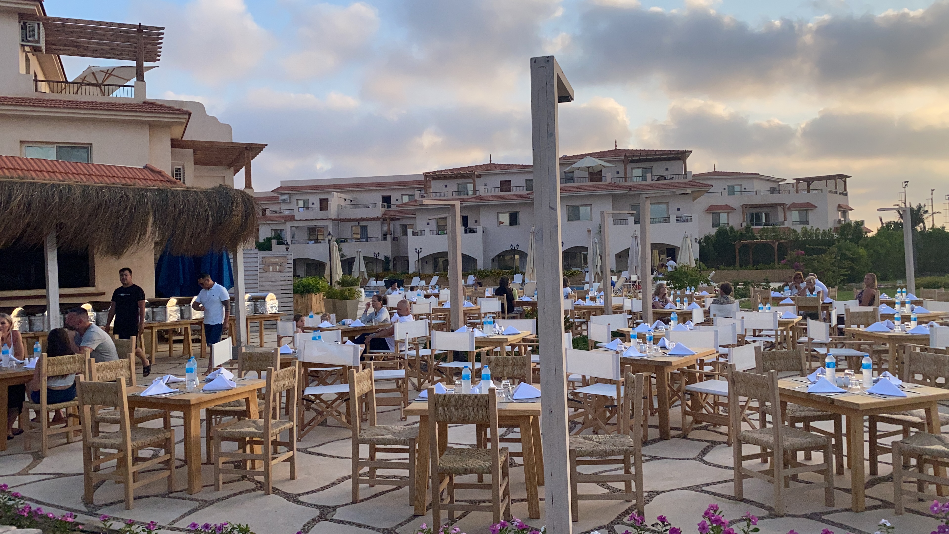 Aqua Heneish Beach Resort 6