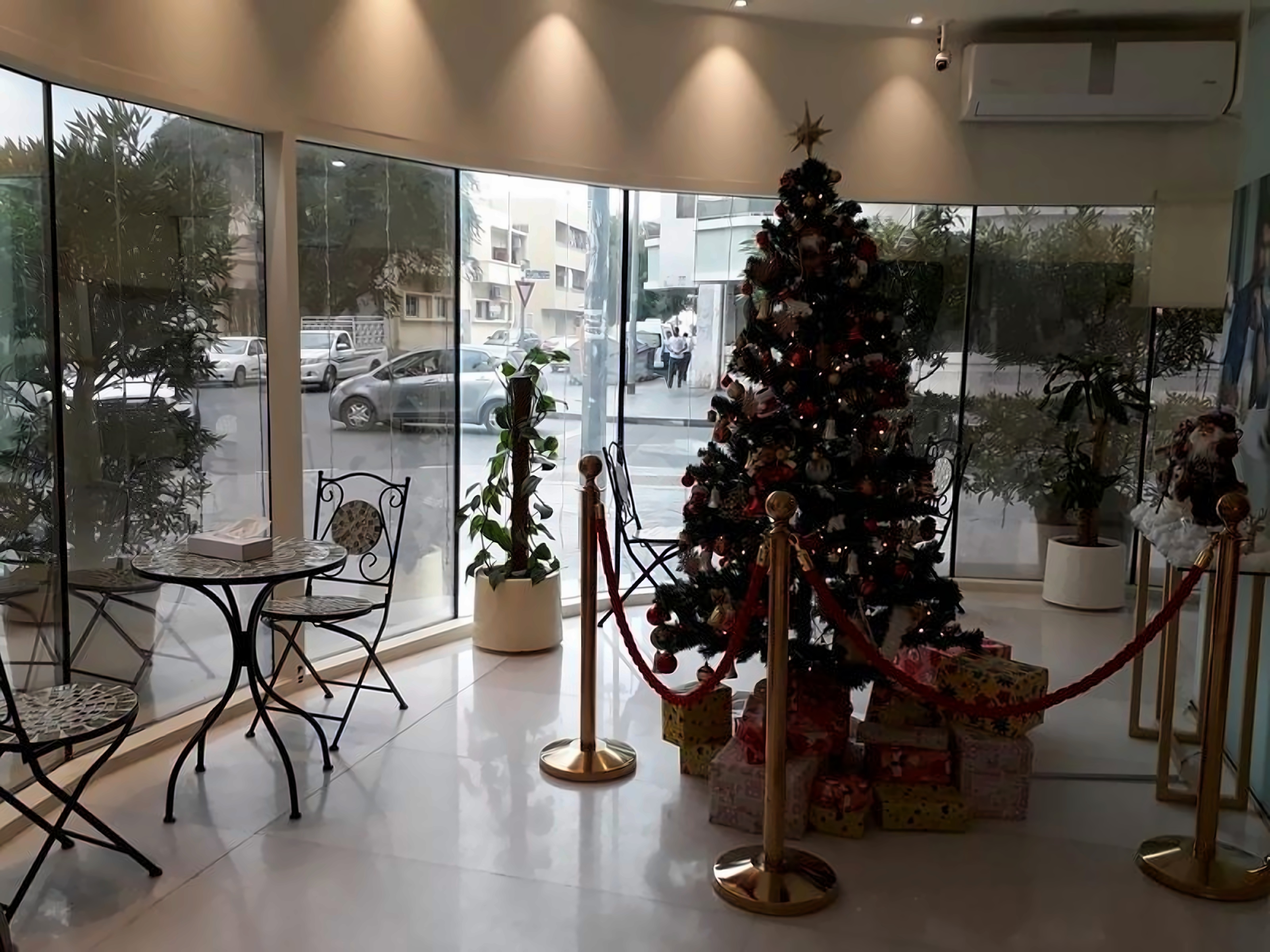 Royal Falcon Hotel 6