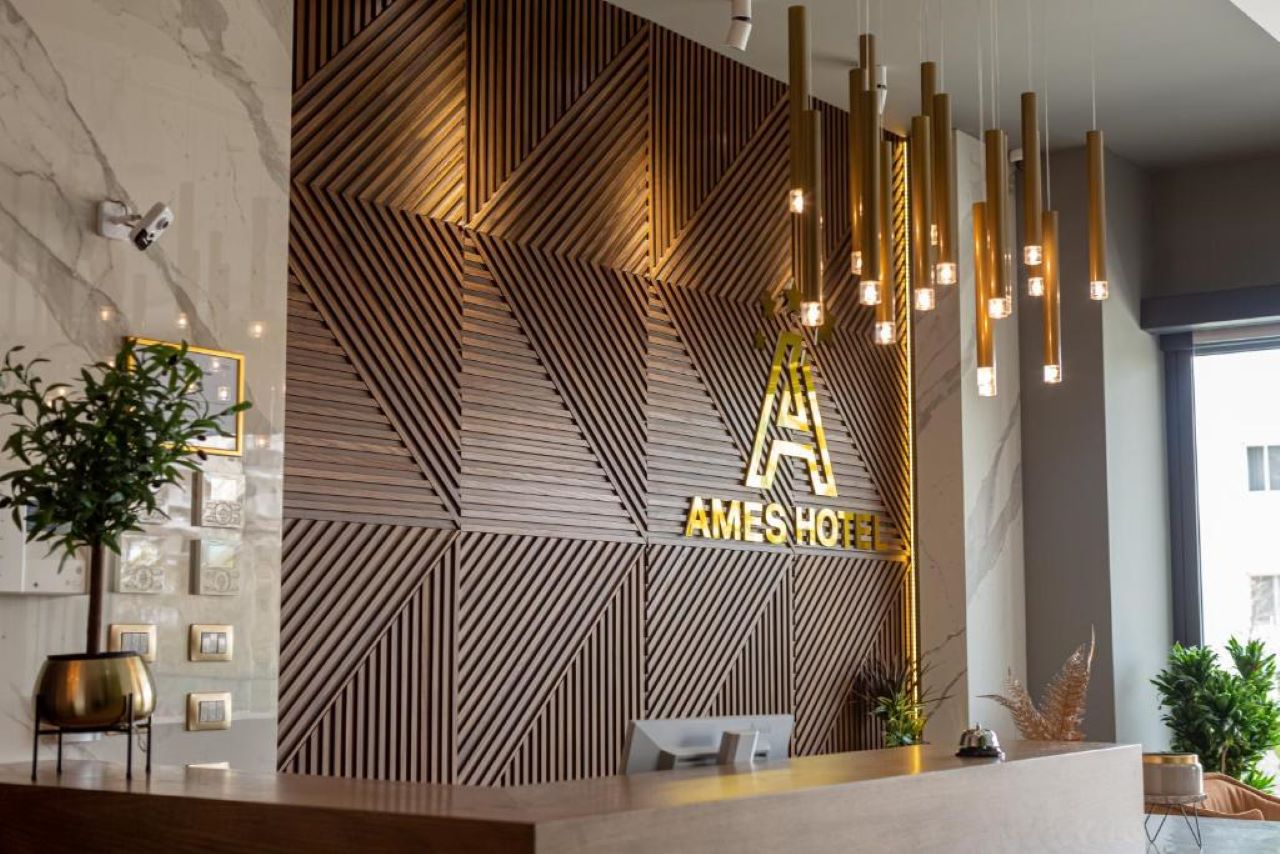 Ames Hotel 6