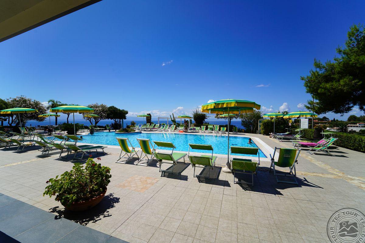 Hotel Residence Sciaron 4