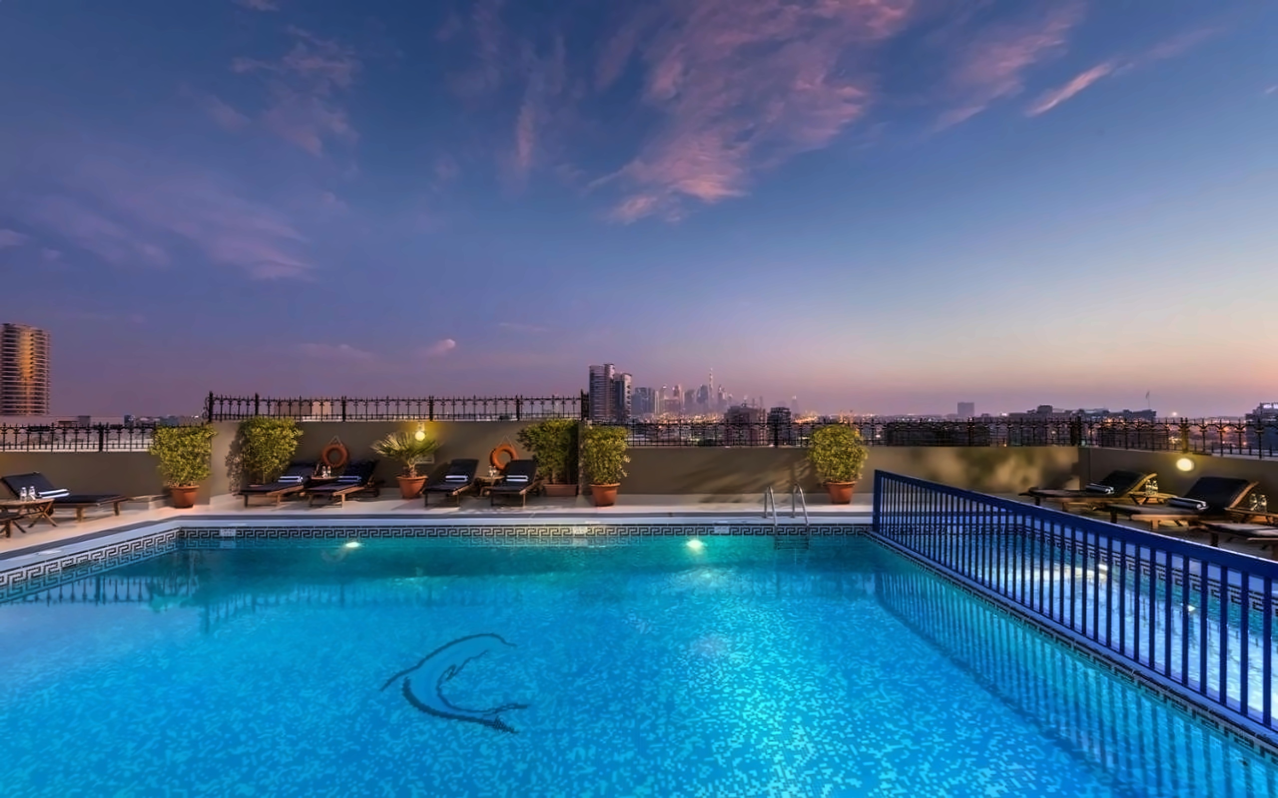 Savoy Central Hotel Apartment 2
