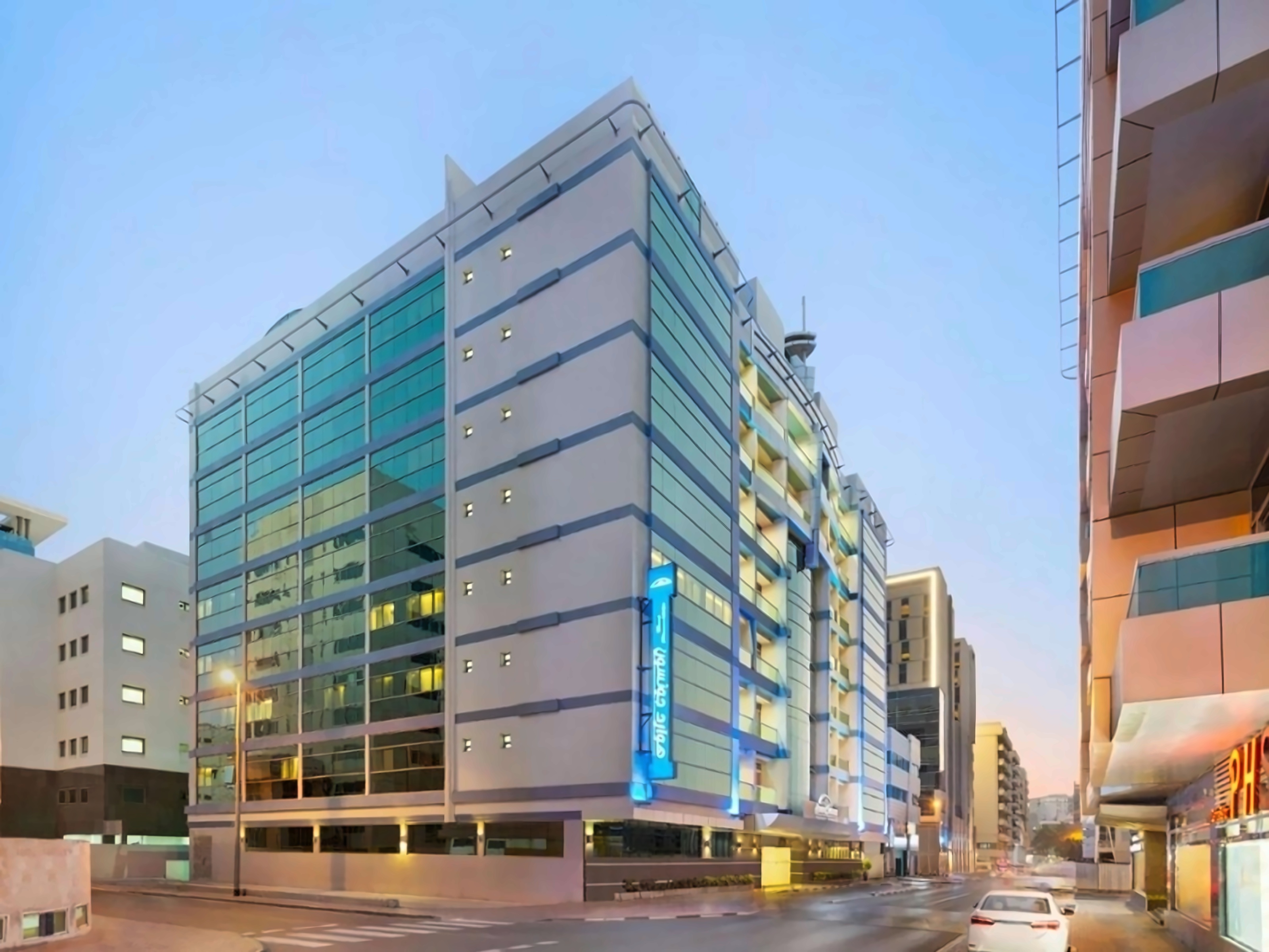 Howard Johnson Plaza by Wyndham Dubai Deira 3