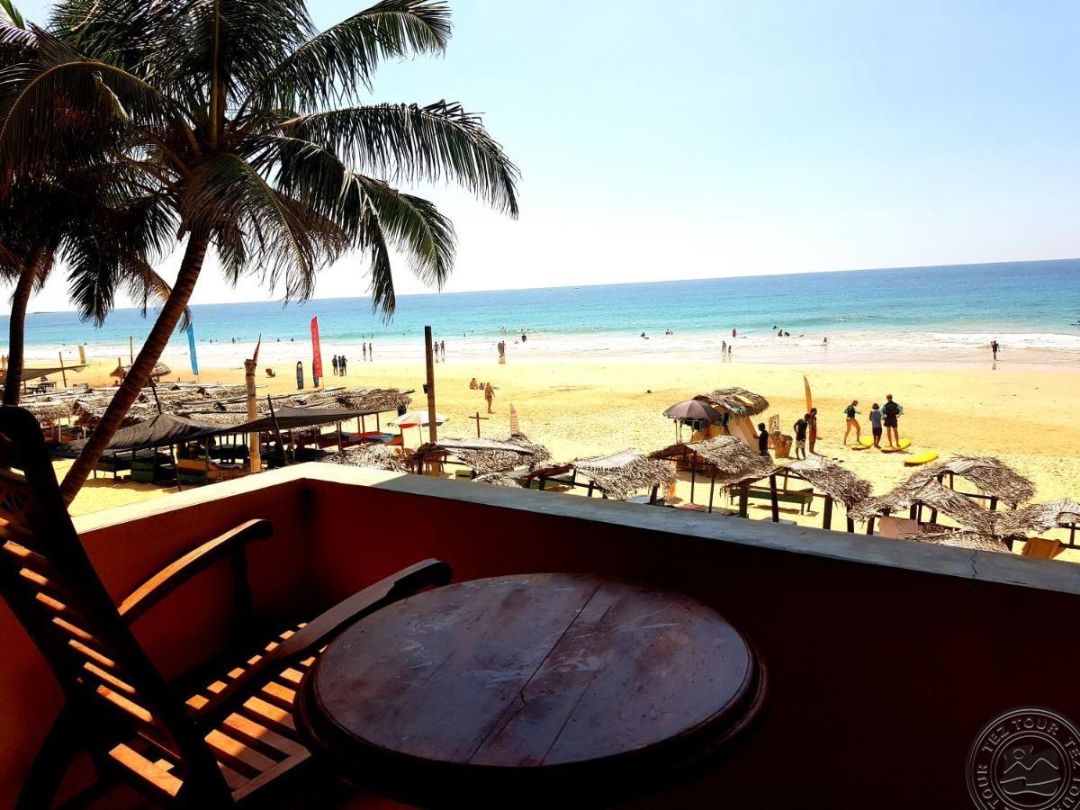 Drifters Hotel & Beach Restaurant 3