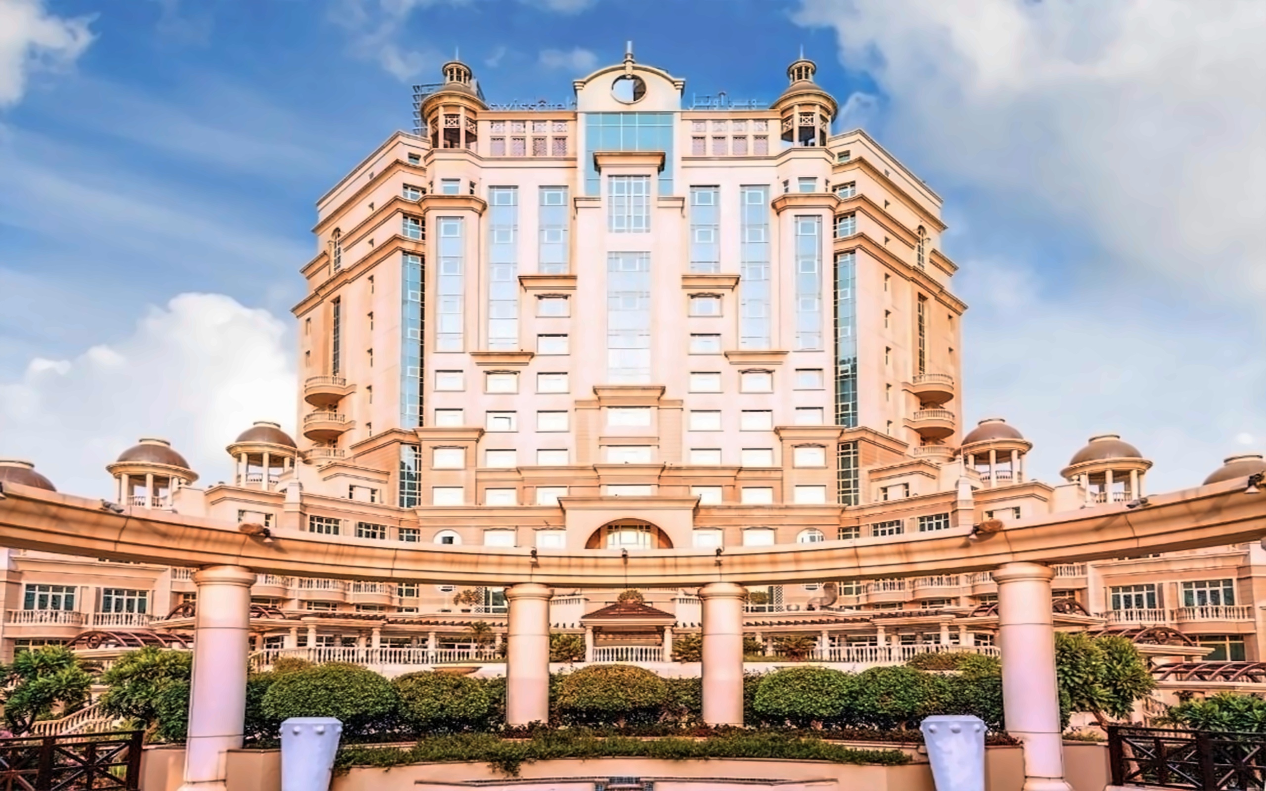 Swissotel Al Murooj Dubai 3