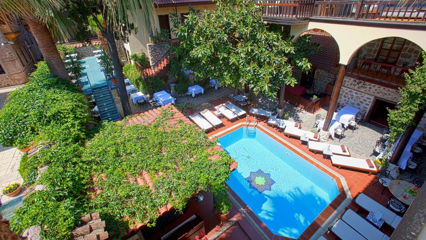 Alp Pasa Hotel 3