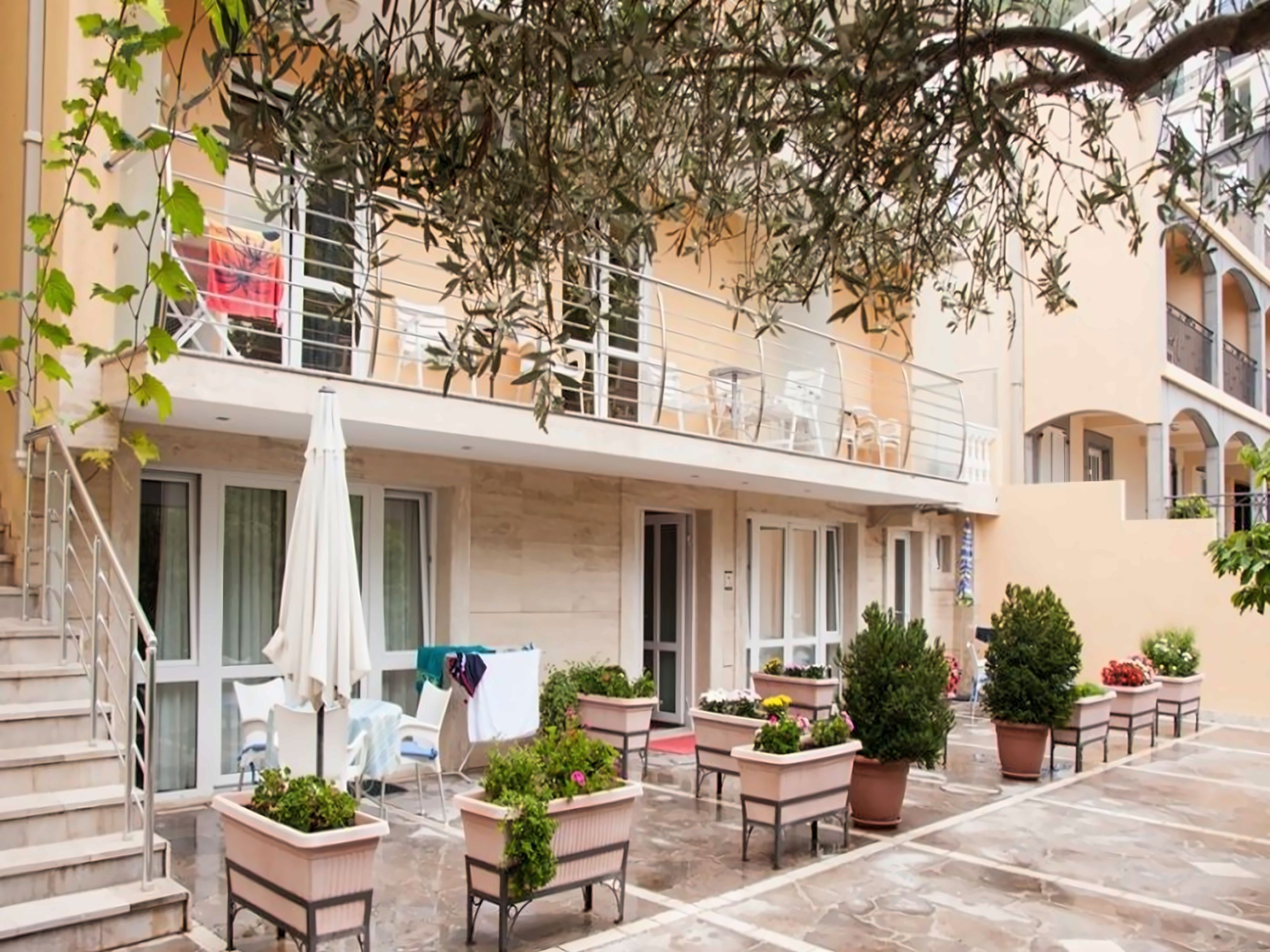 Apartments Sara Lux 2