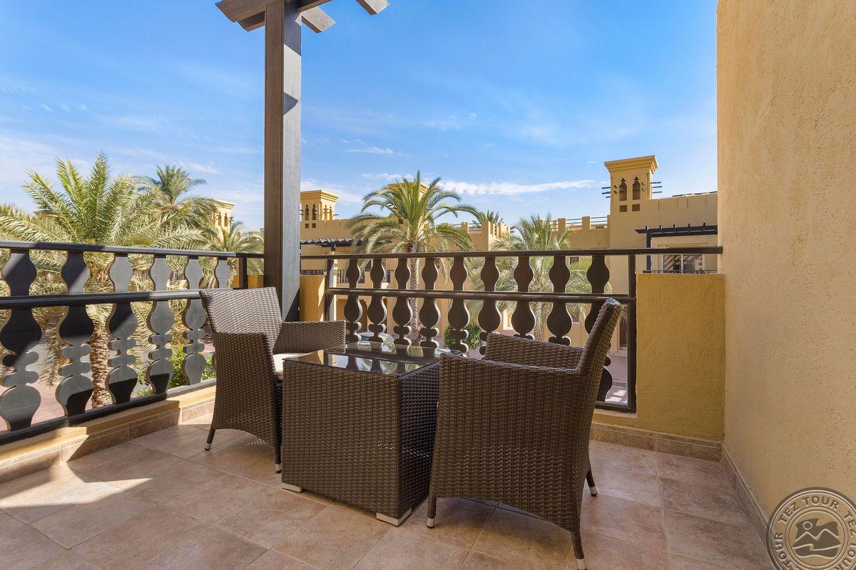 Al Hamra Village Hotel 3