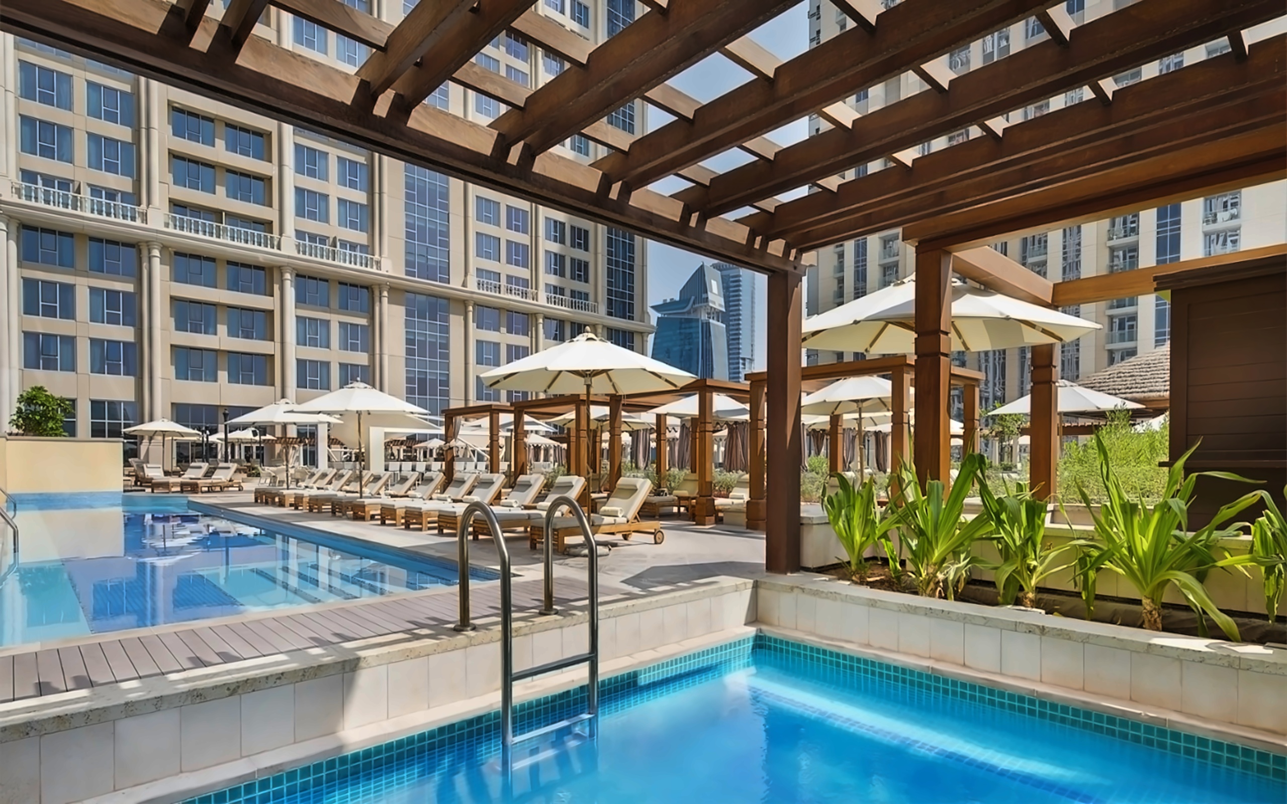 Hilton Dubai Al Habtoor City 5