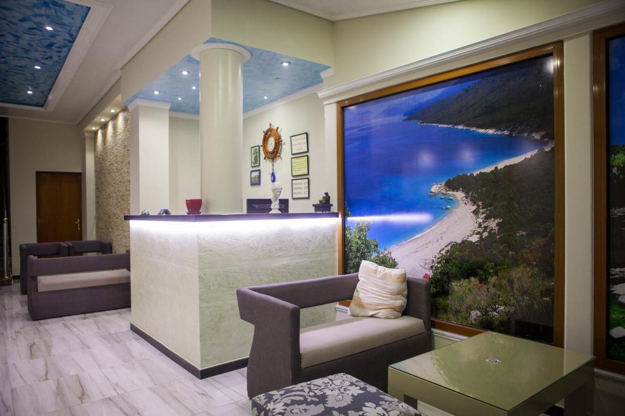 Pini Hotel 6
