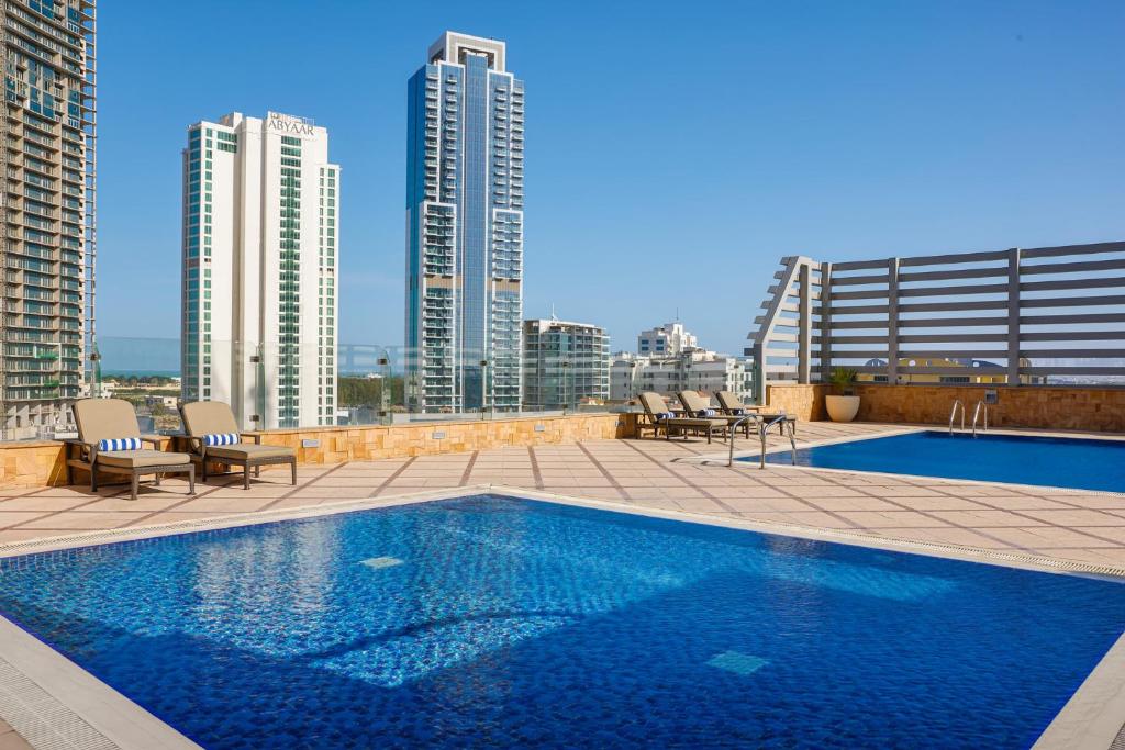 La Suite Dubai Hotel & Apartments 4