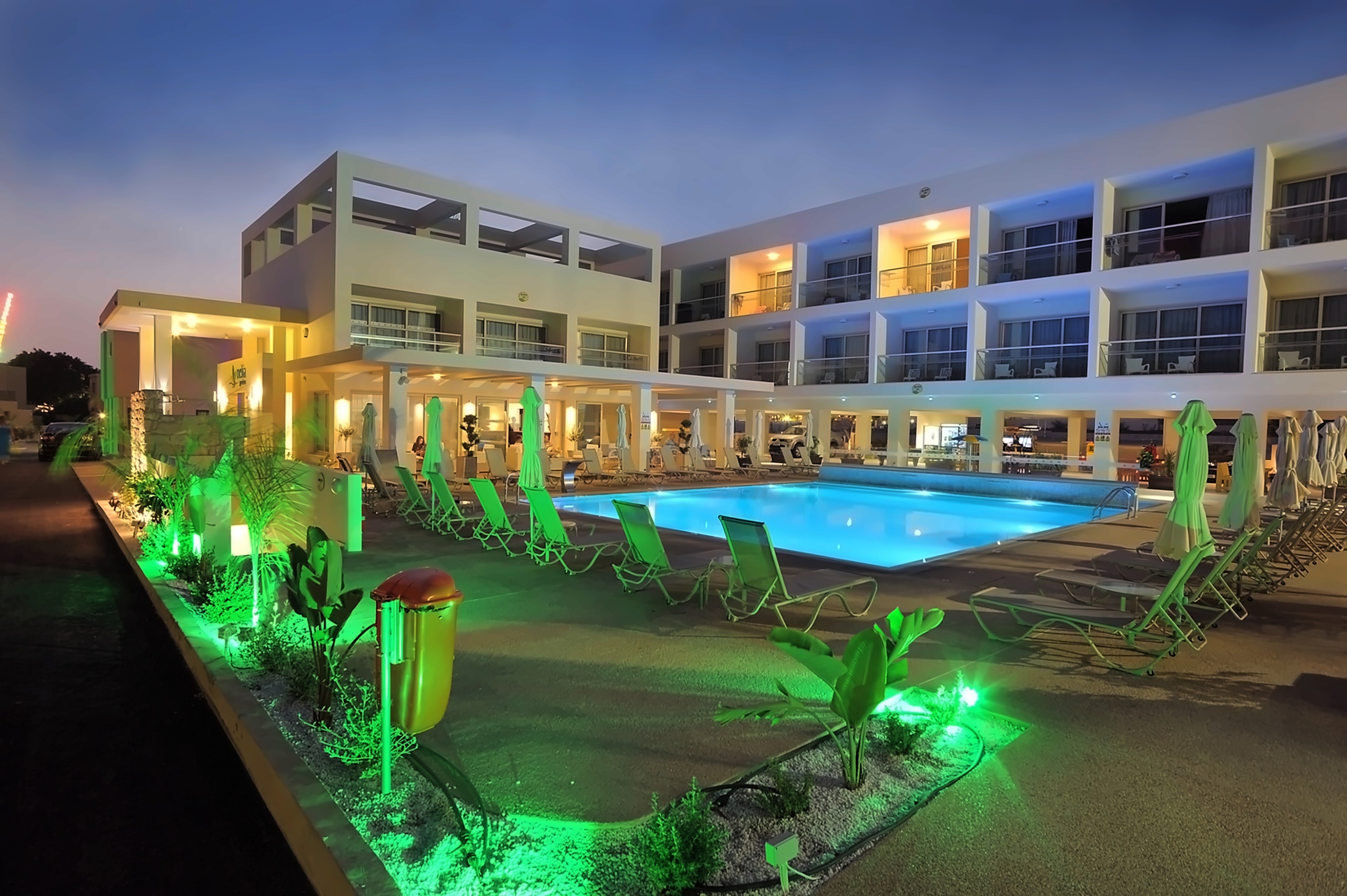 Nelia Gardens 3