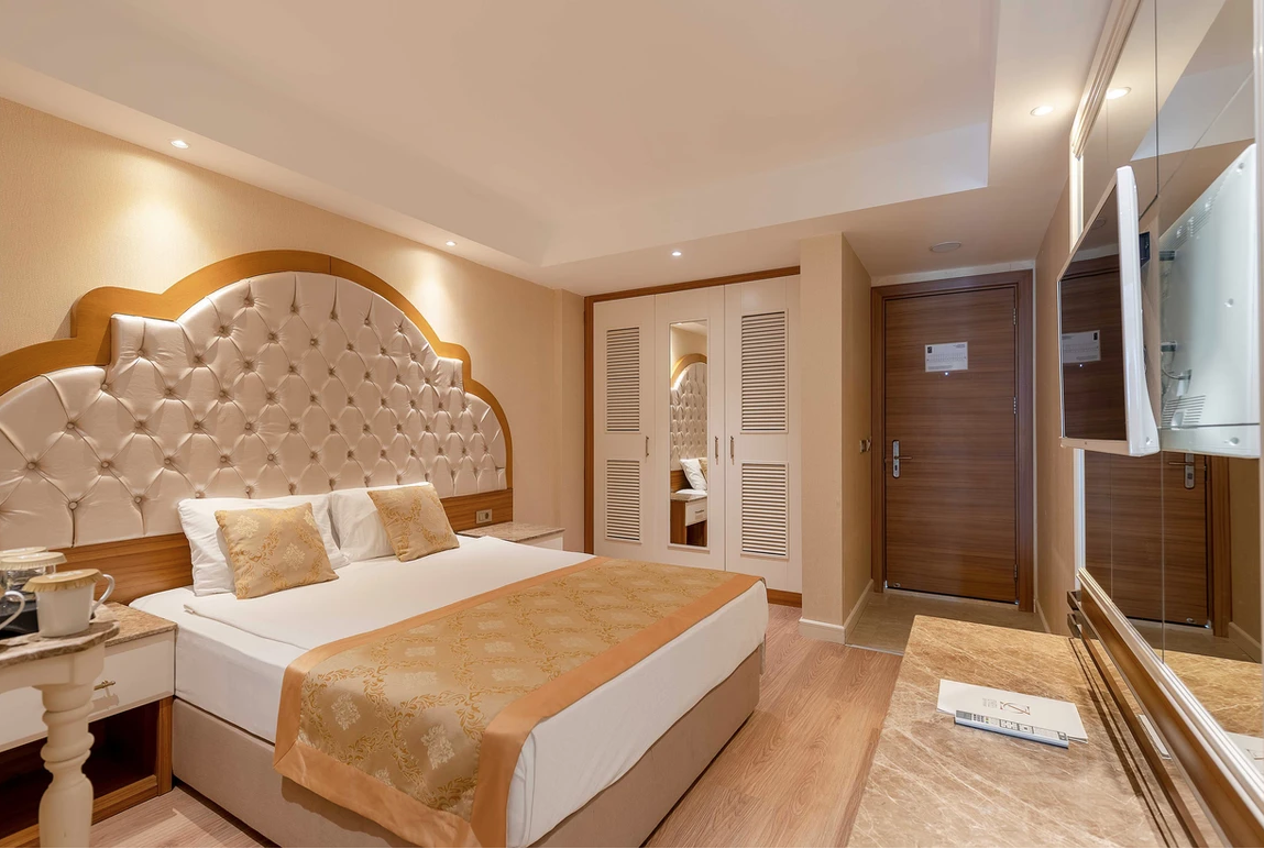 Economy Room Without Balcony Low Coast (Lobby View) 1