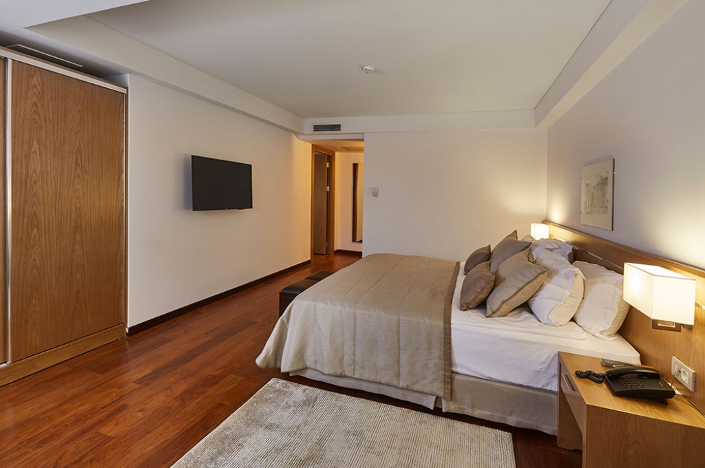 Double Room (Economy) 2