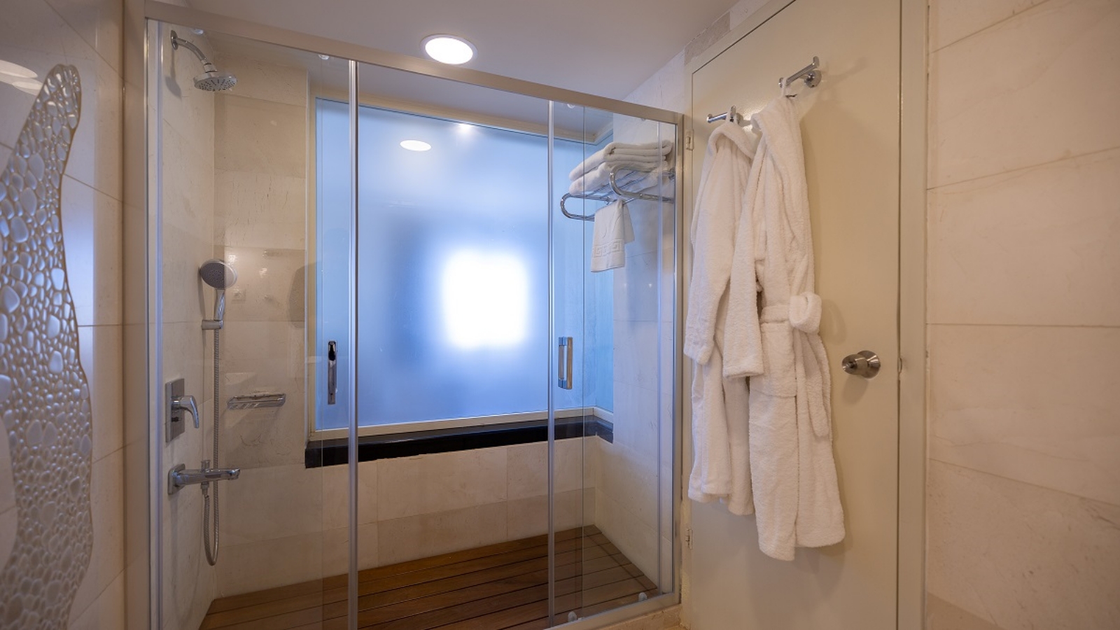 Junior Suite Room 3