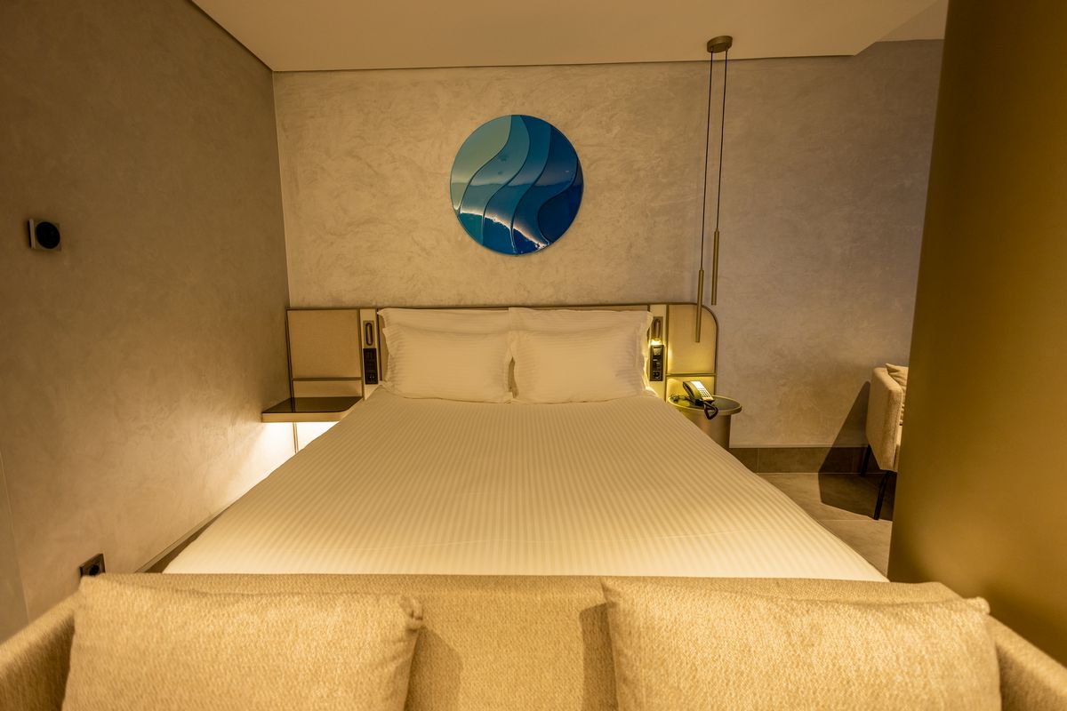 Deluxe Standard Room 2