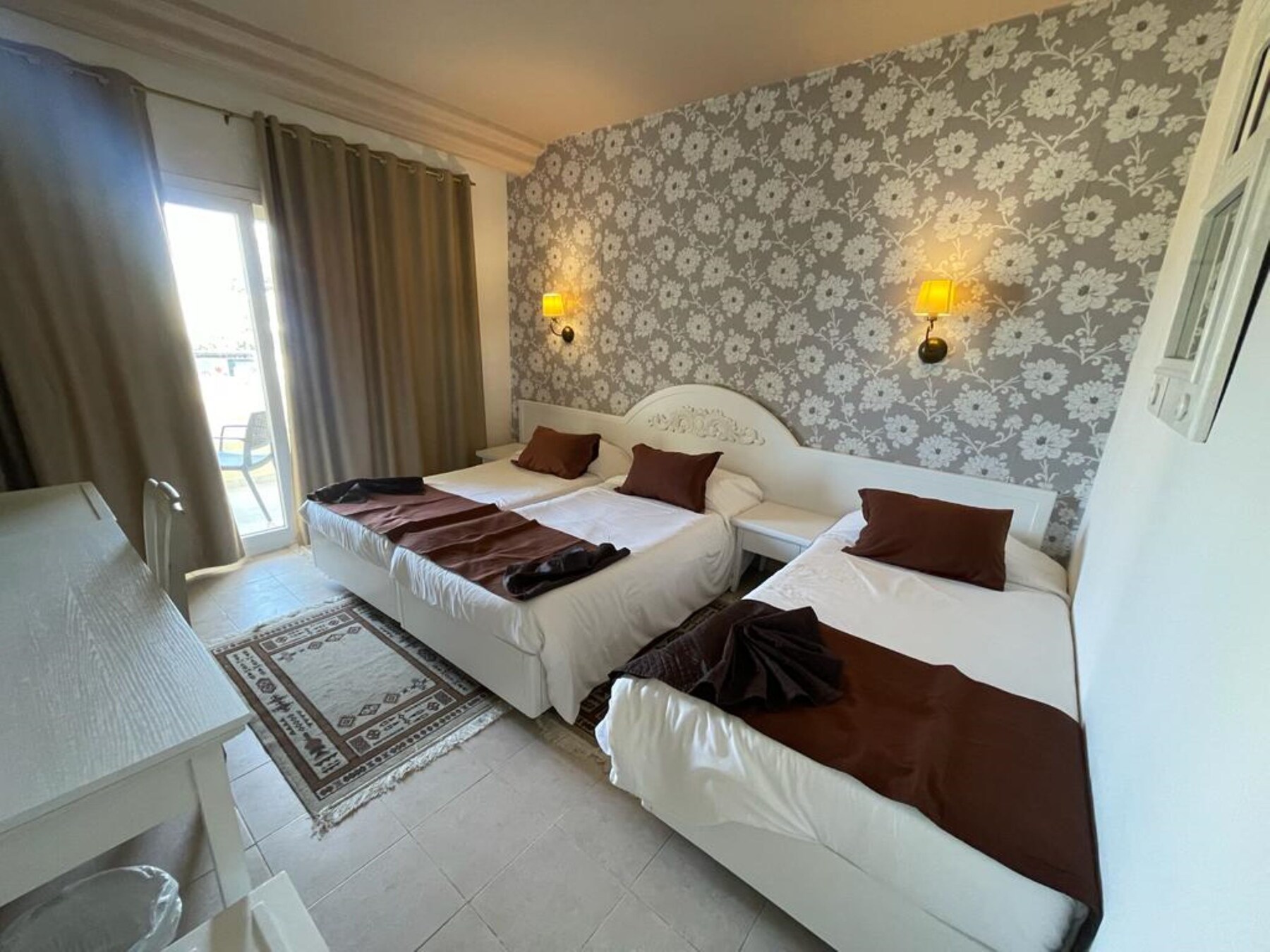 Room Quad 1