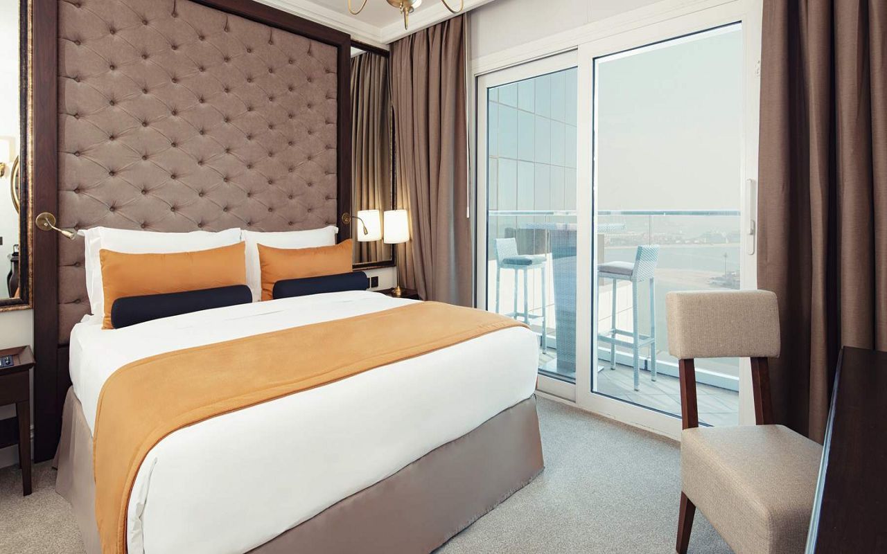 Premium One Bedroom Apartment 1