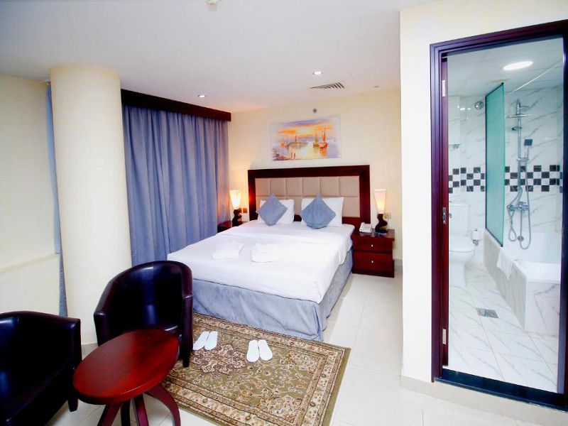 Deluxe Room 2